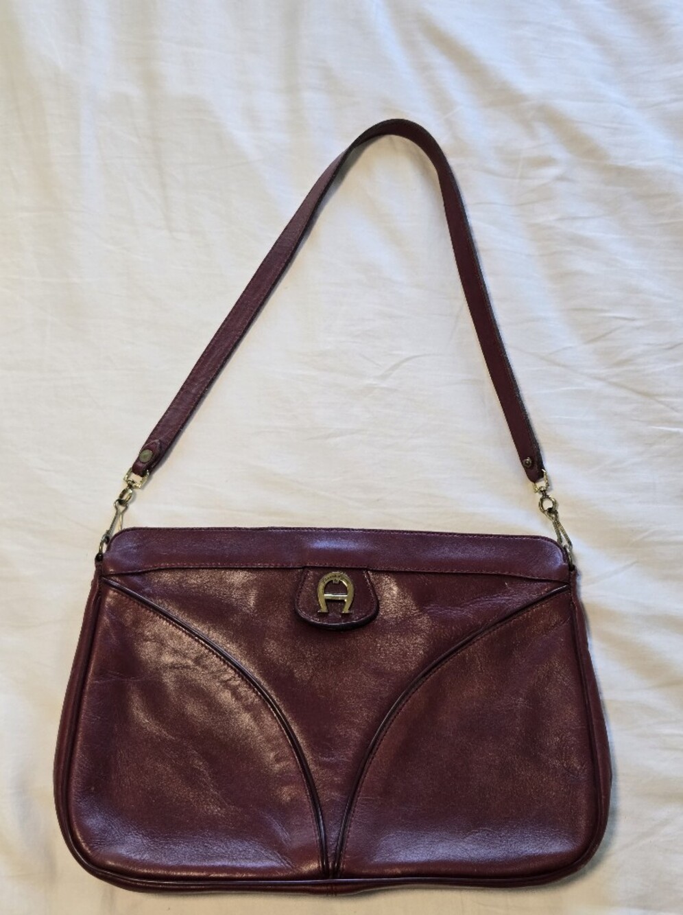 VTG Etienne Aigner Oxblood Genuine Leather Convertible Shoulder Bag Clutch Logo